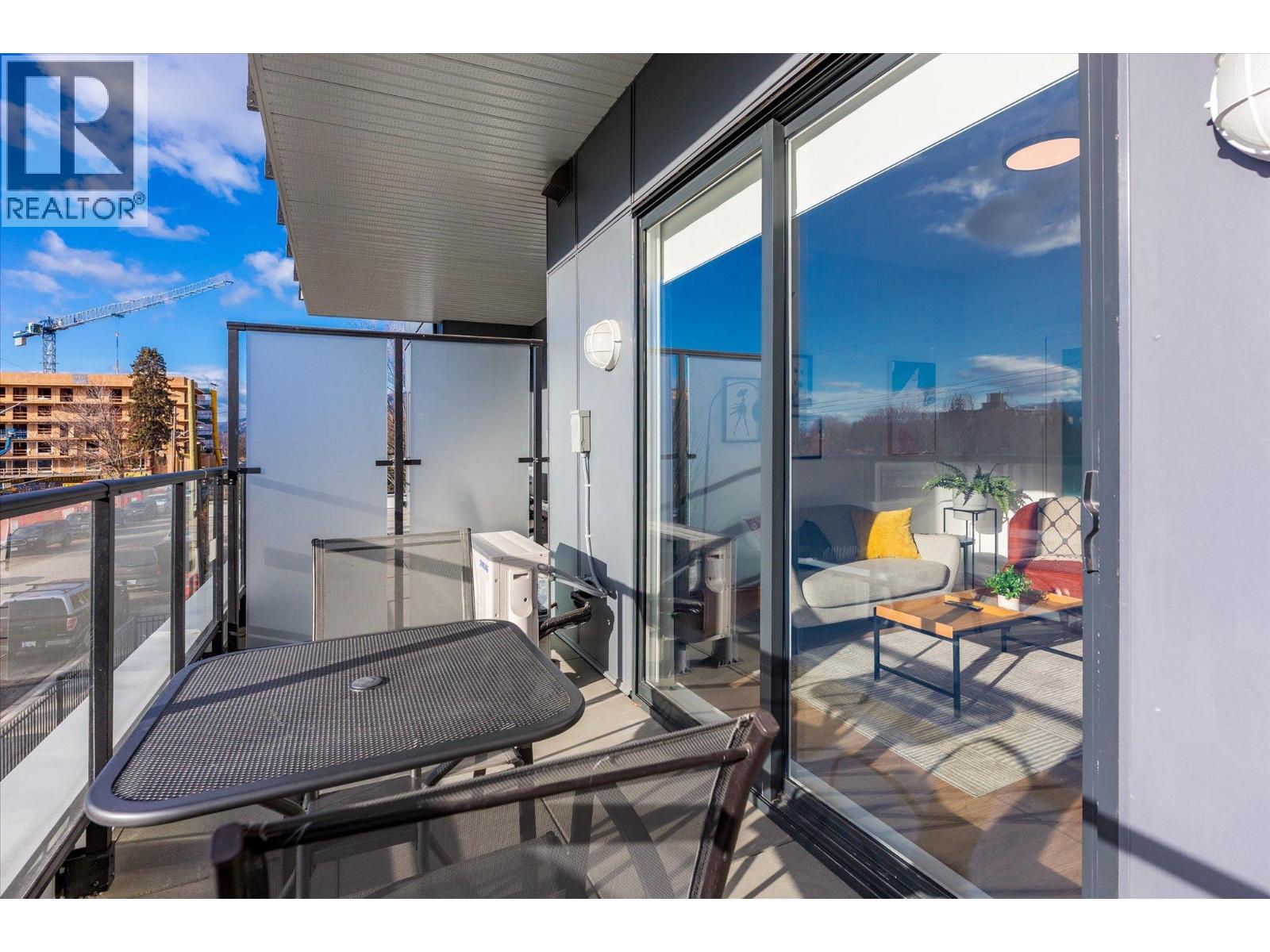 #208 1380 Pridham Avenue Lot# SL 8 - 17