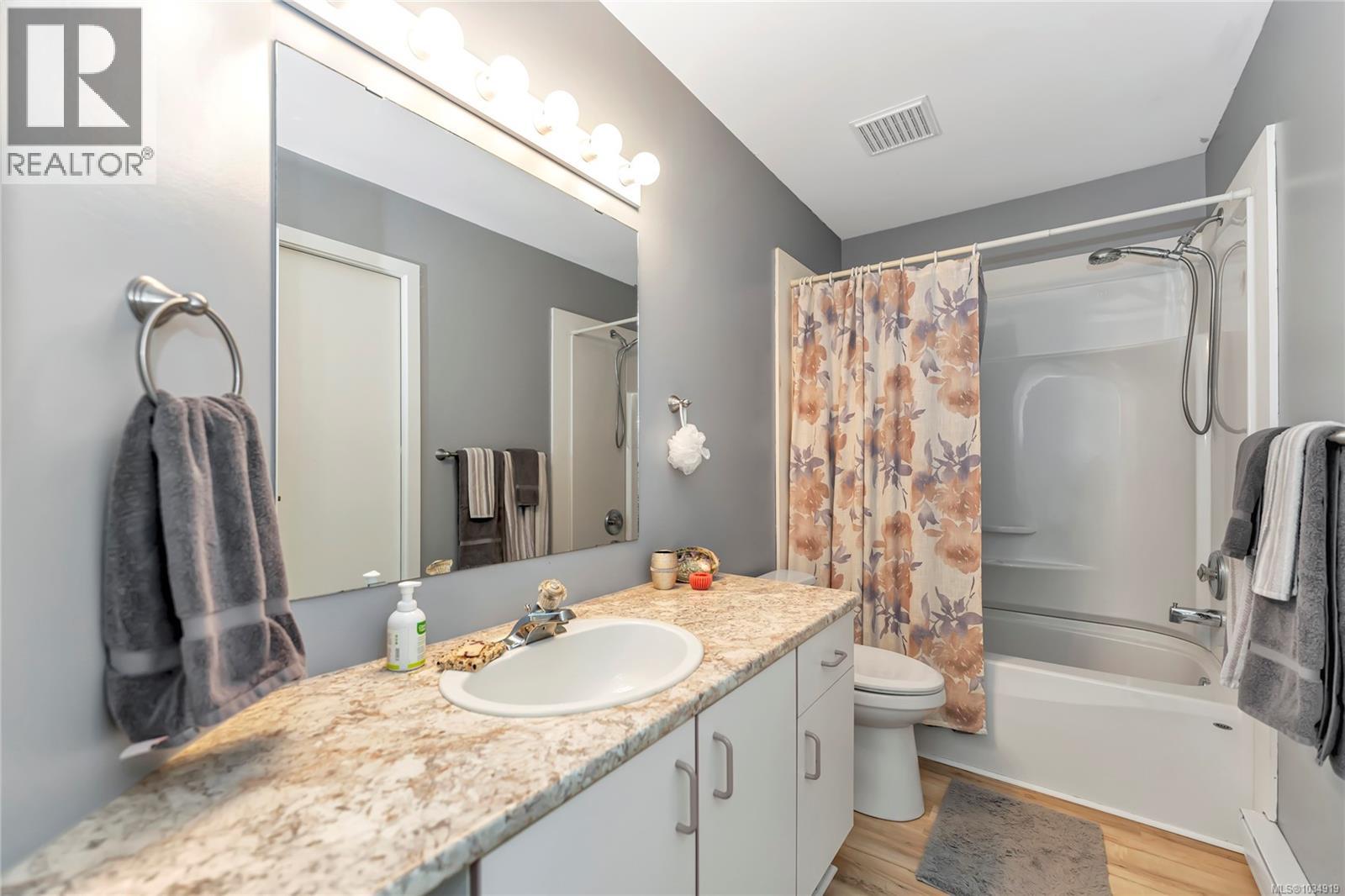 #7 3242 Cowichan Lake Rd - 26