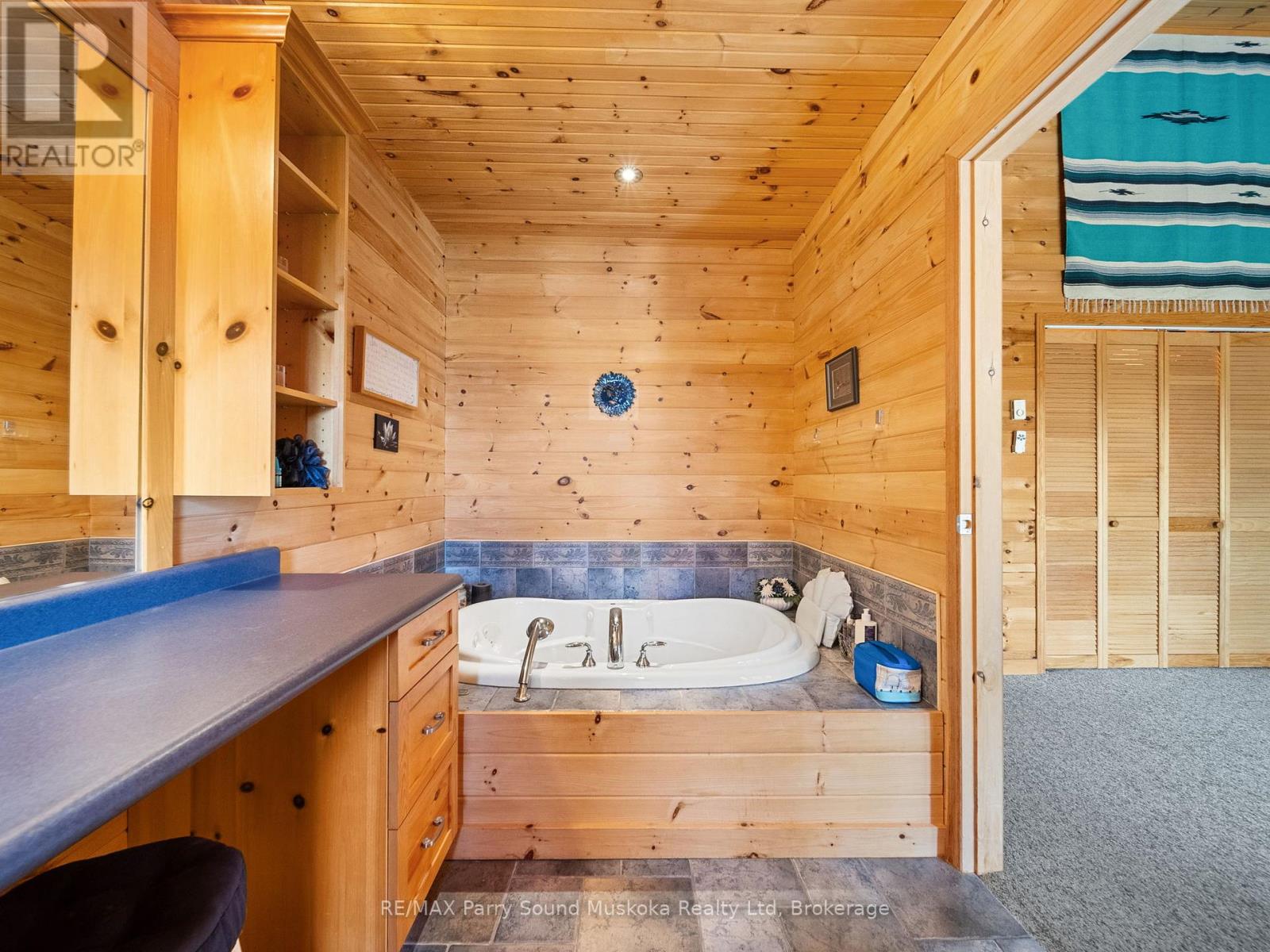 594 GEORGIAN BAY WATER - 30