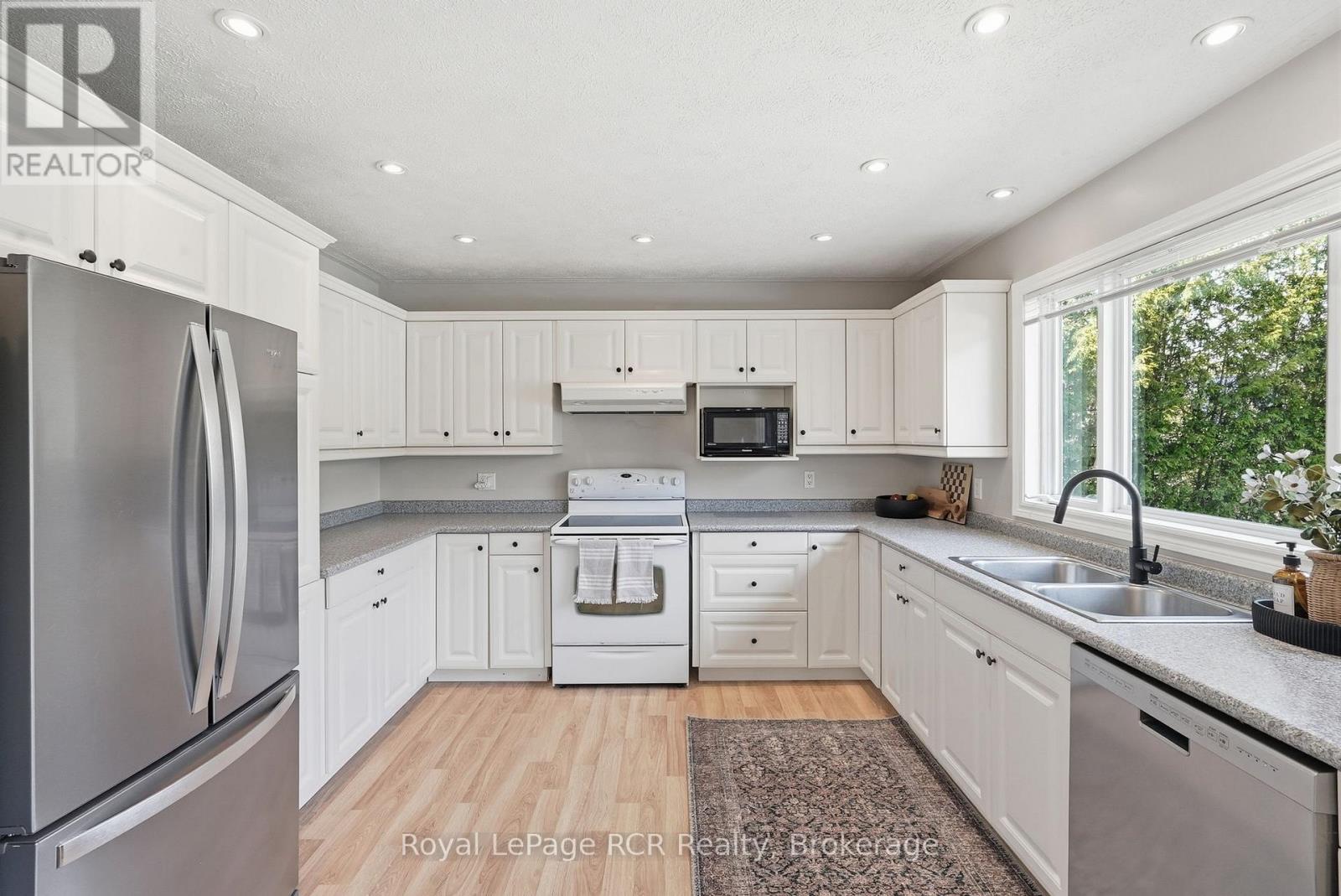 406 ALICE STREET - 19