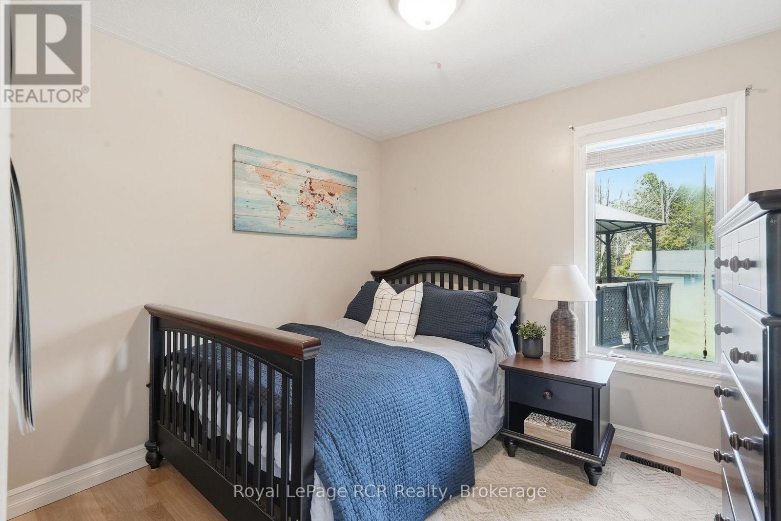 406 ALICE STREET - 25