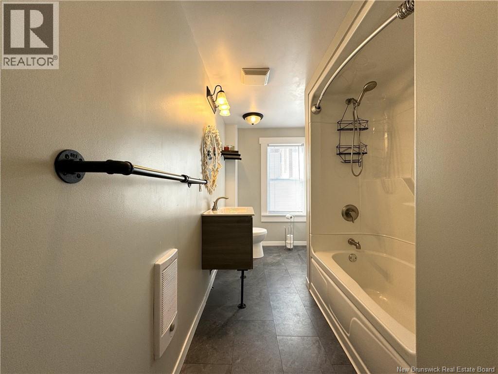 7 St. Croix Street - 25