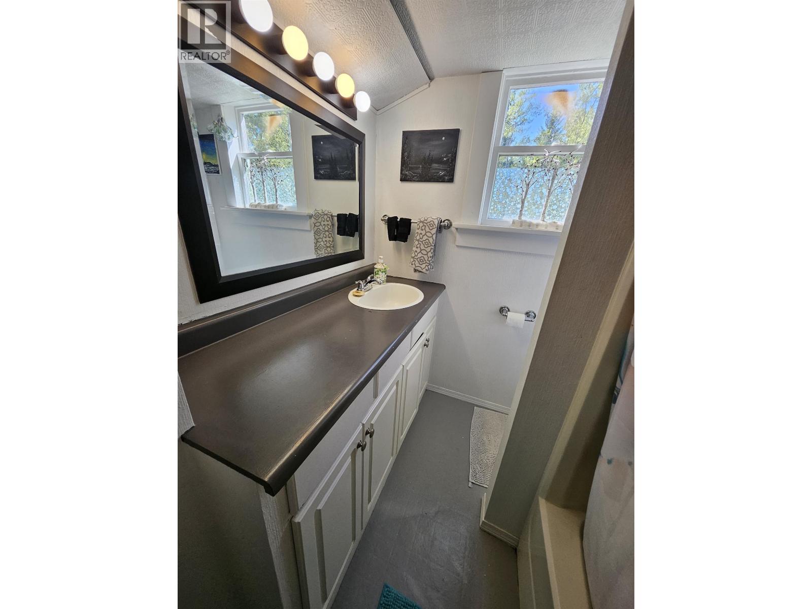2071 BLACKWATER ROAD - 21