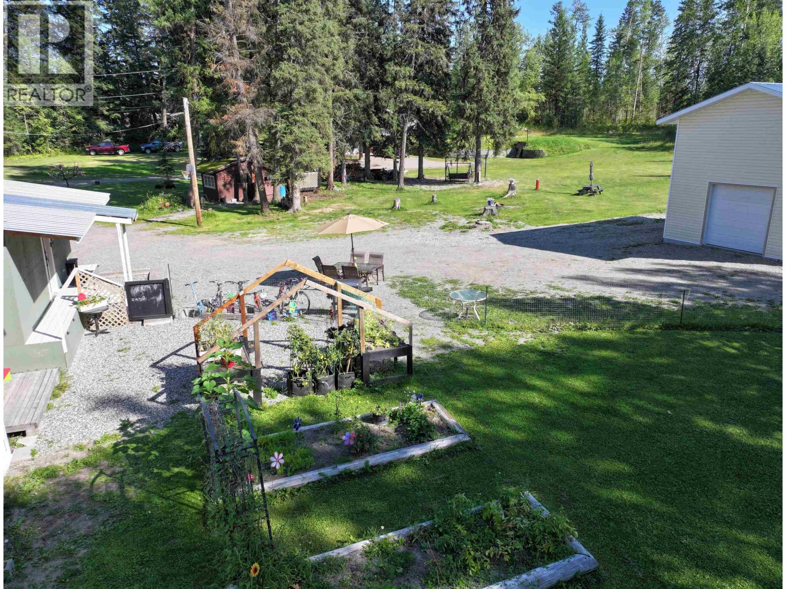 2071 BLACKWATER ROAD - 5