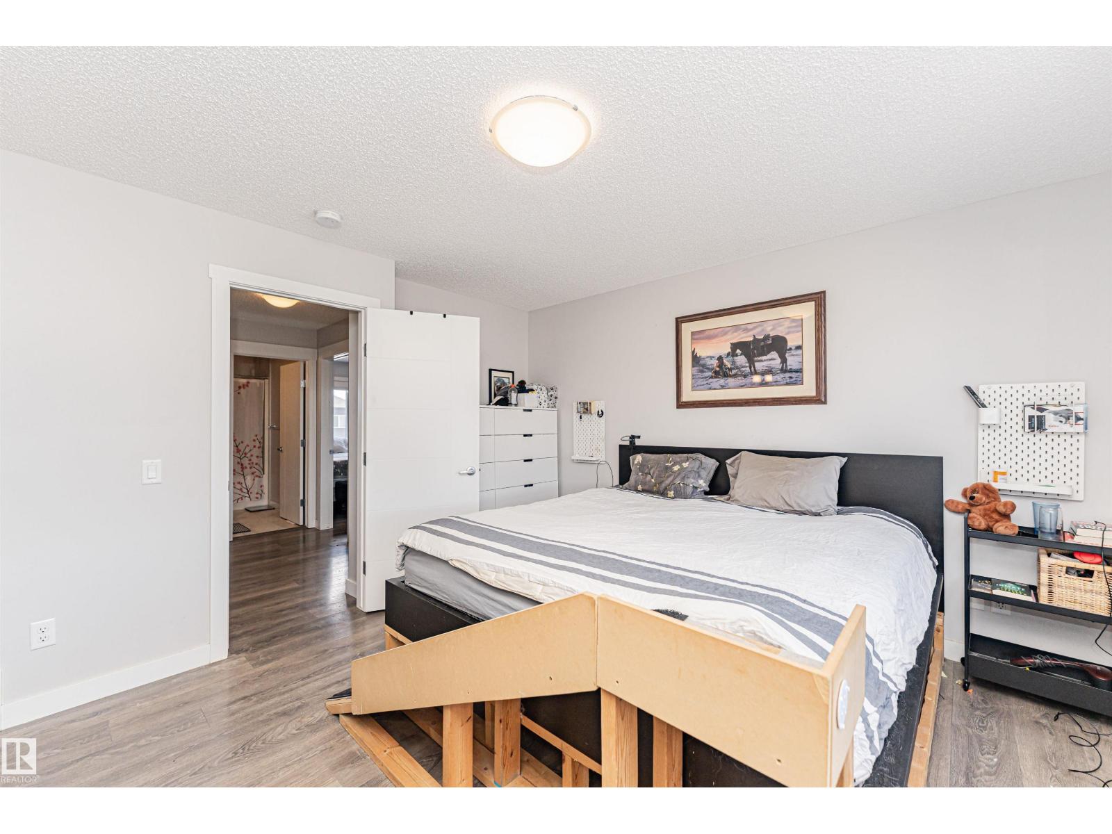 17619 77 ST NW - 17