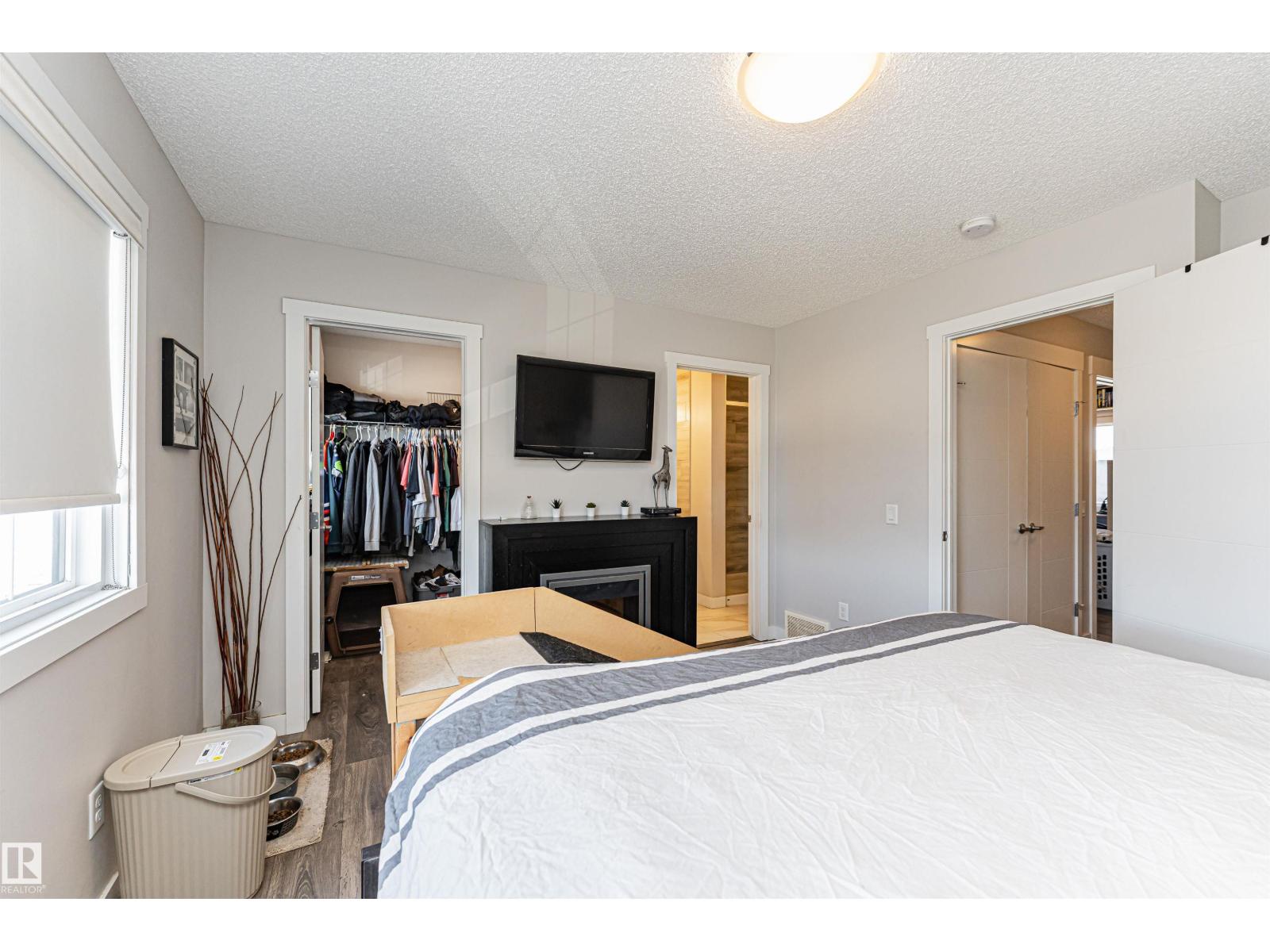 17619 77 ST NW - 18
