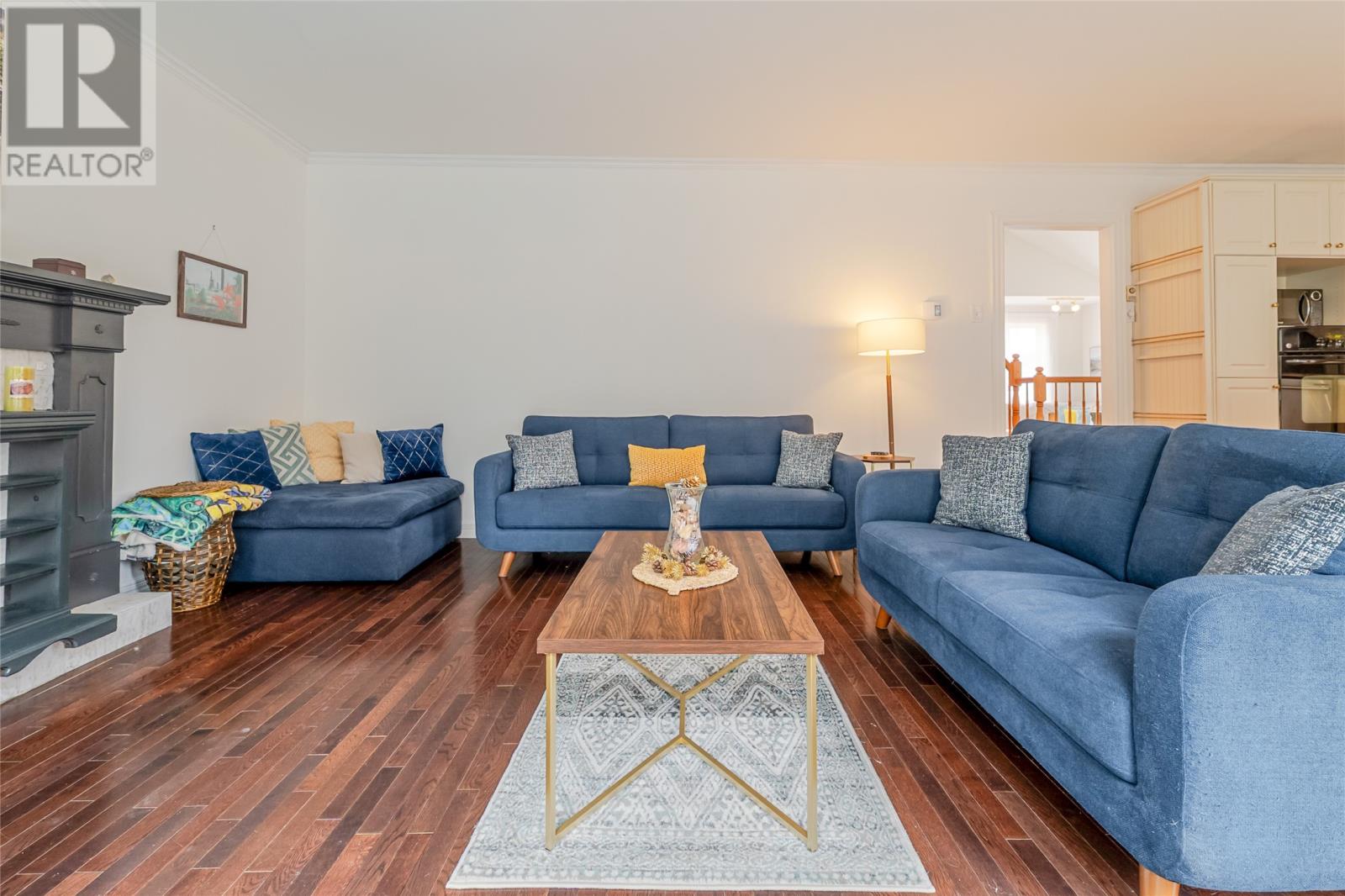 8 Salmonier Place - 25