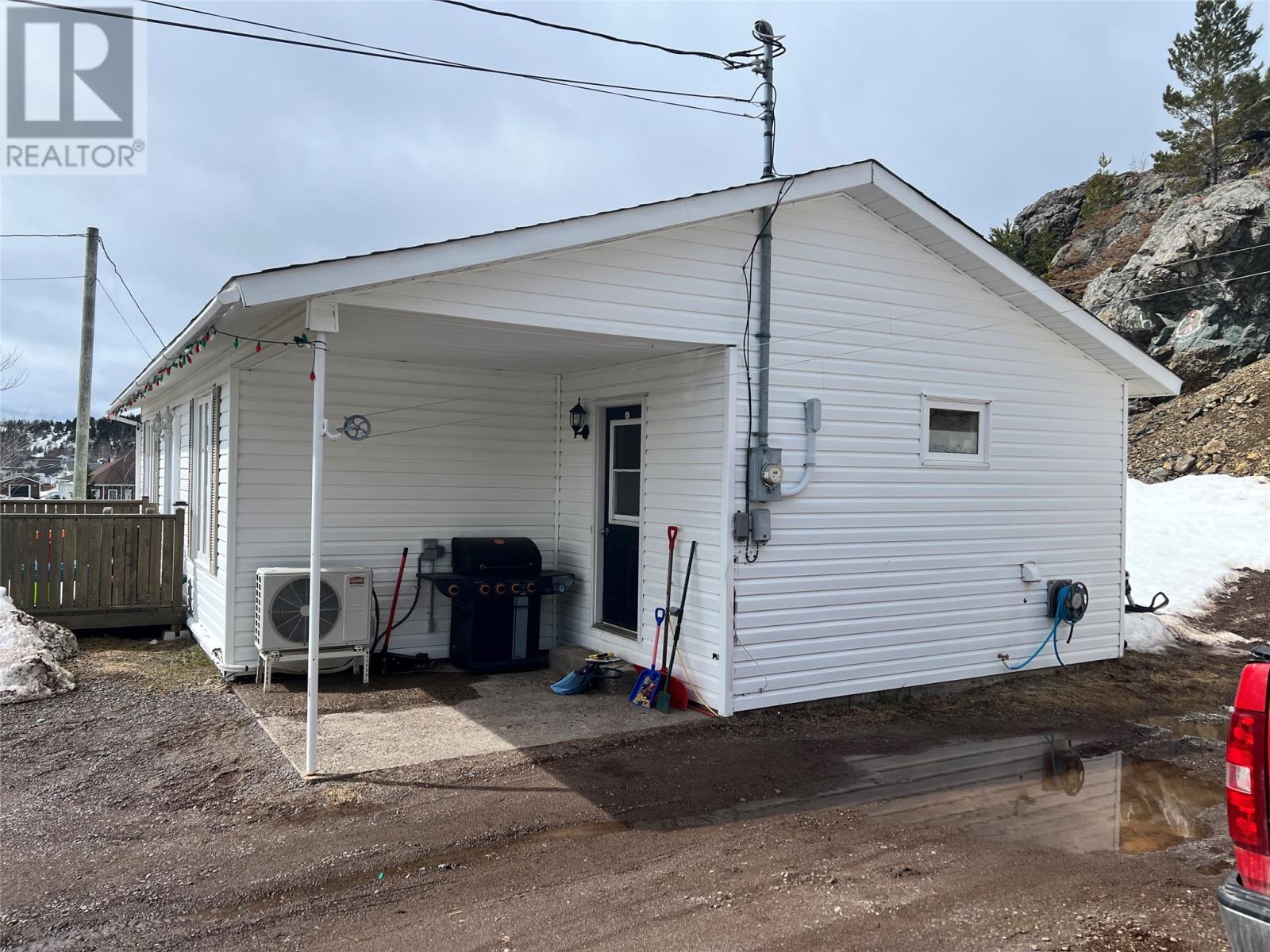 276 Main Street — photo 18