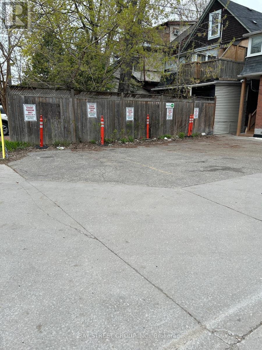 6 FERNDALE AVENUE - 27
