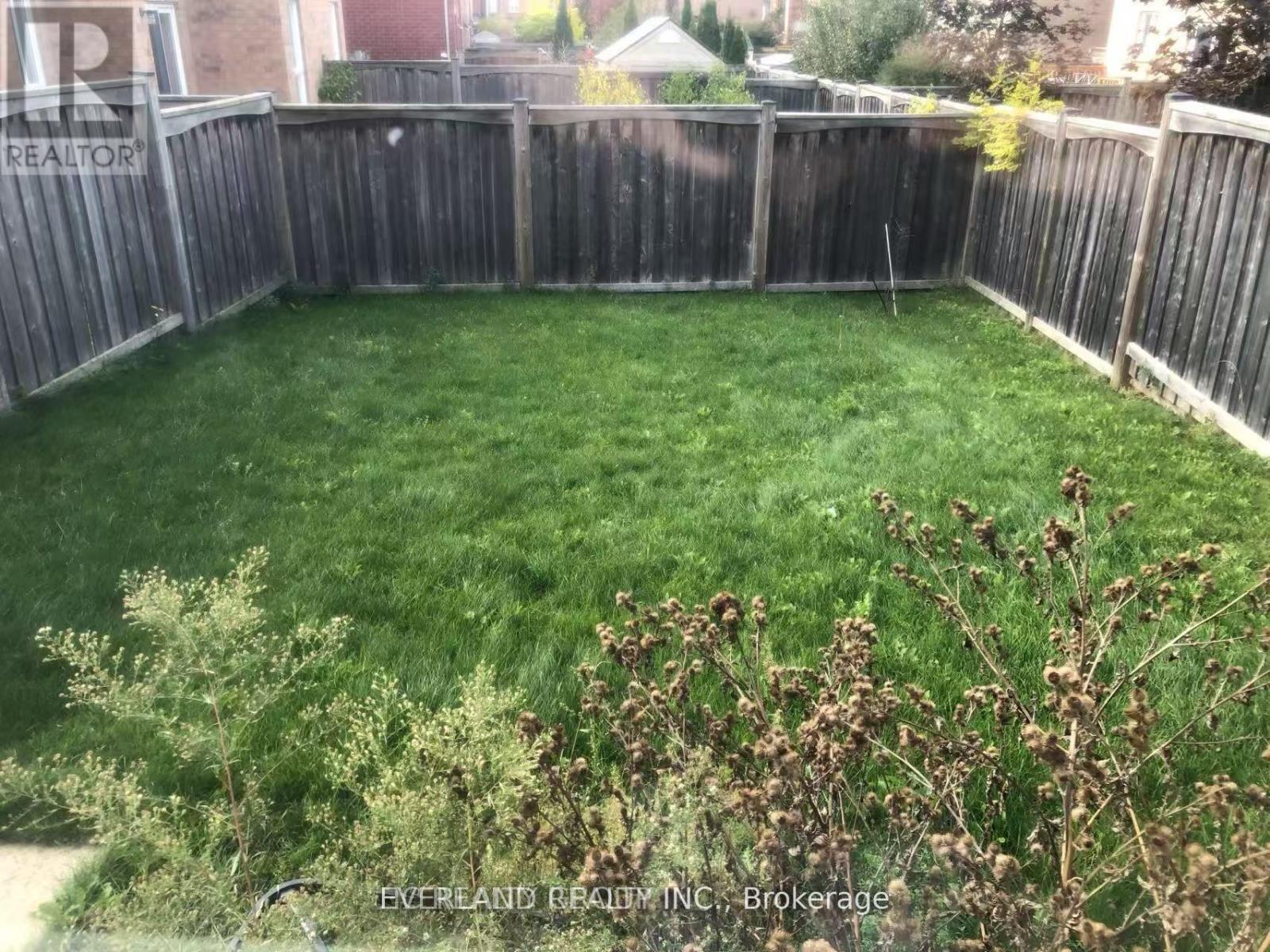 32 WHEELWRIGHT DRIVE - 10