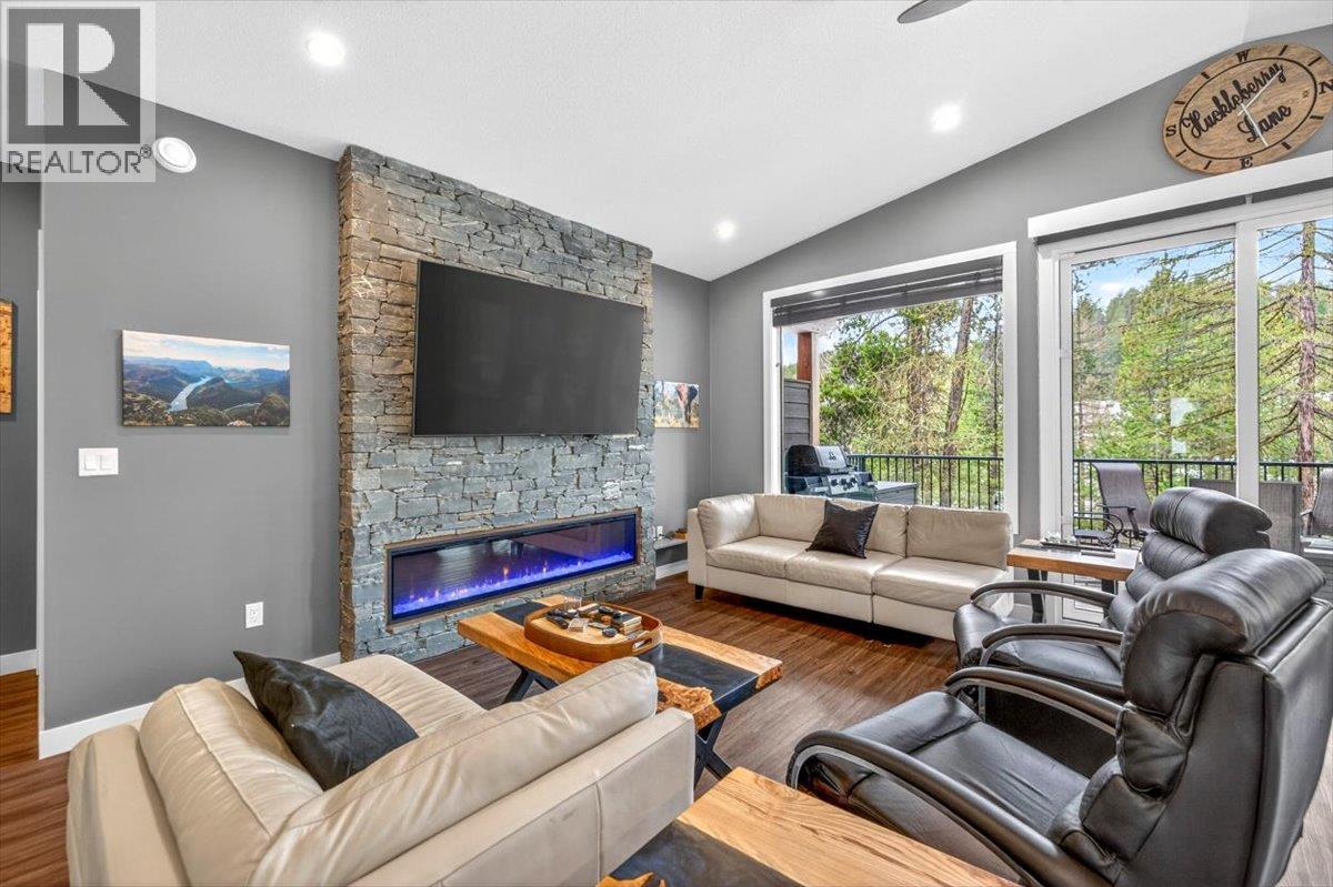 2703 Huckleberry Lane - 15