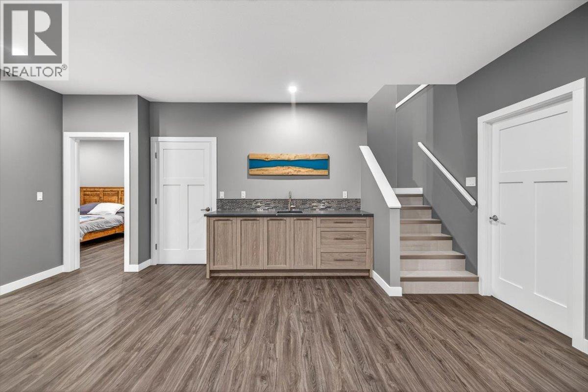 2703 Huckleberry Lane - 23