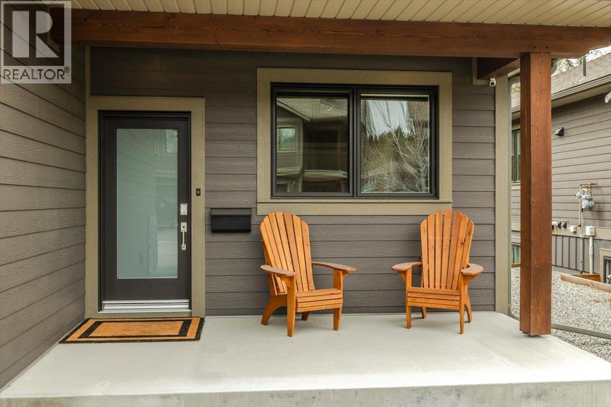 2703 Huckleberry Lane - 4