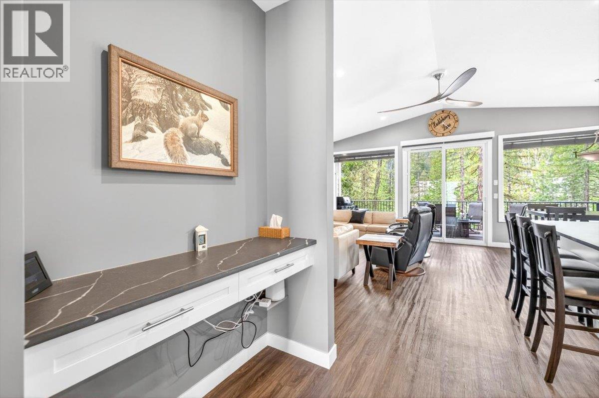 2703 Huckleberry Lane - 7
