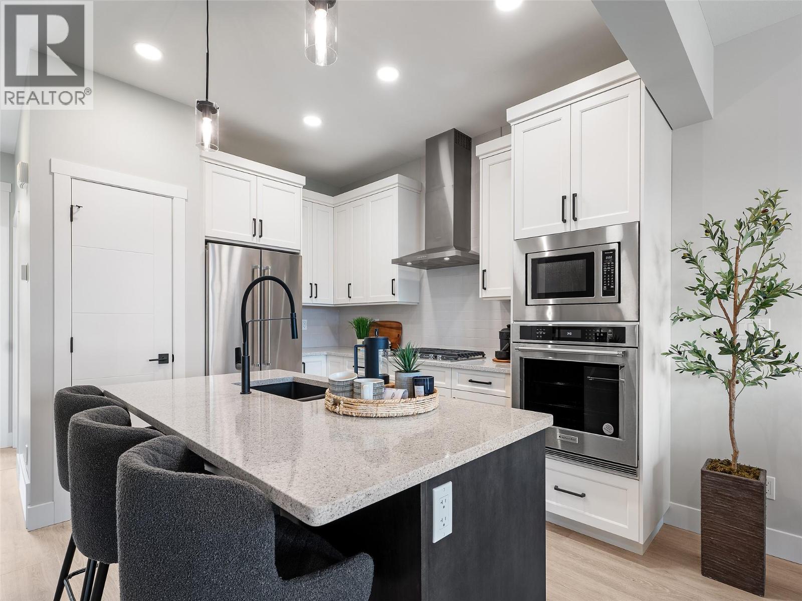 7735 Okanagan Hills Boulevard Unit# 41 Lot# 10, Vernon