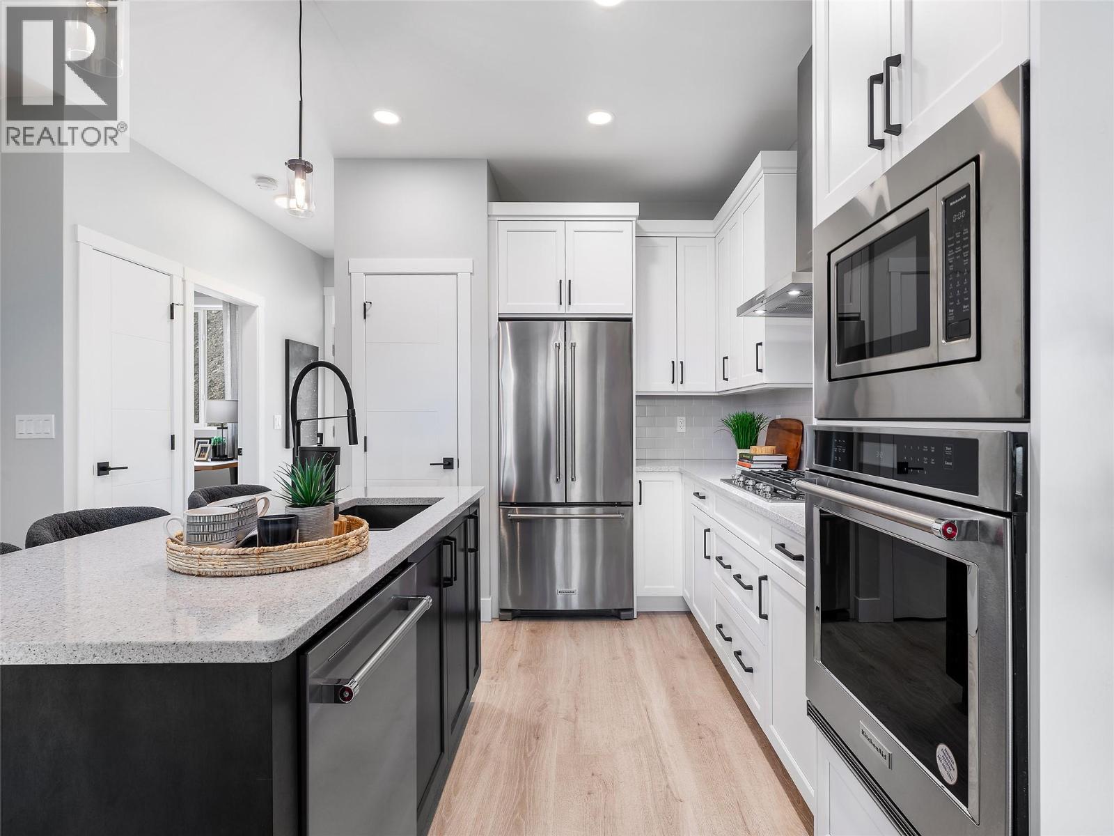 7735 Okanagan Hills Boulevard Unit# 41 Lot# 10, Vernon