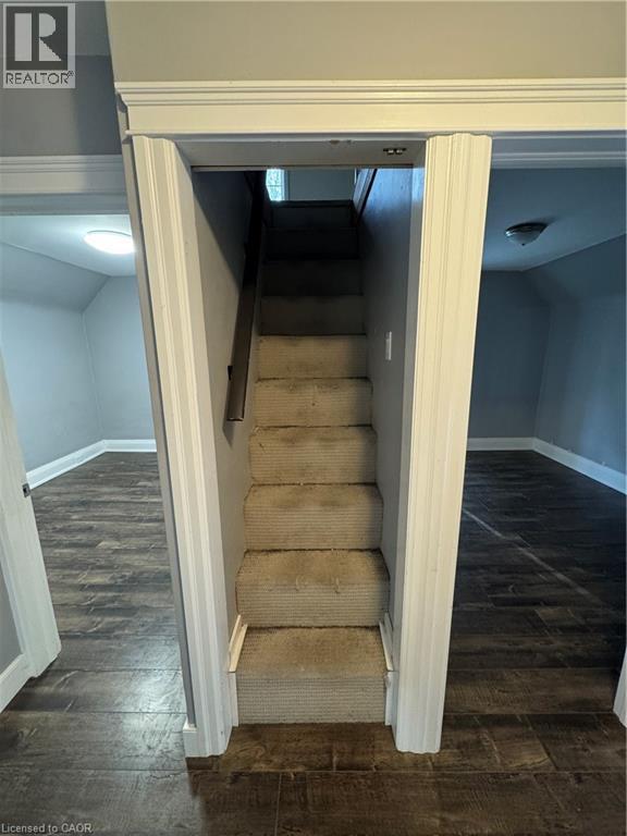 61 WATERLOO Drive, Kitchener, Ontario, N2H3V1 — Photo 17