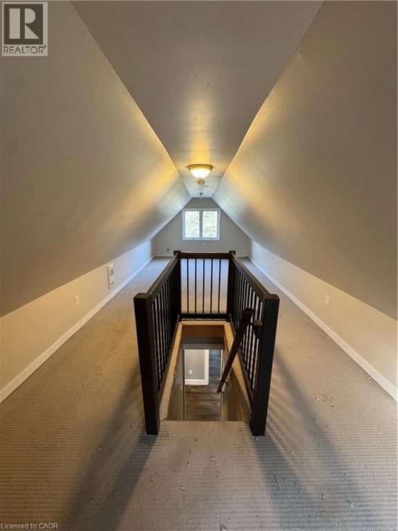 61 WATERLOO Drive, Kitchener, Ontario, N2H3V1 — Photo 18