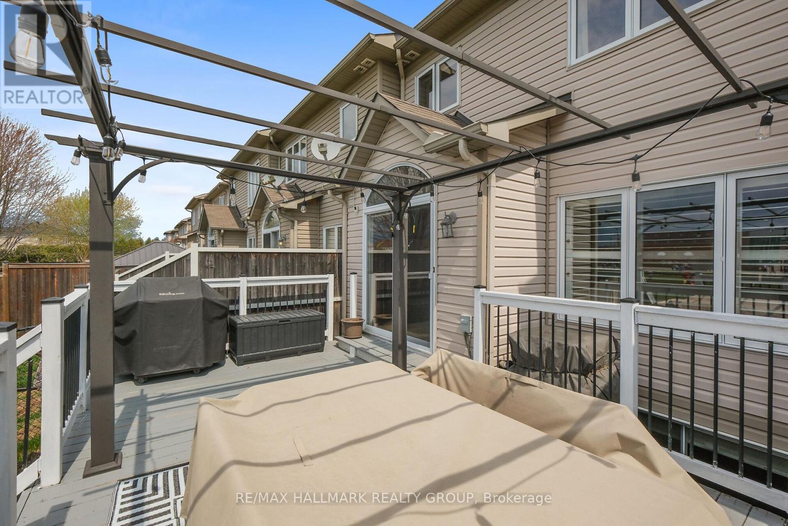 126 SILVERMOON CRESCENT - 31