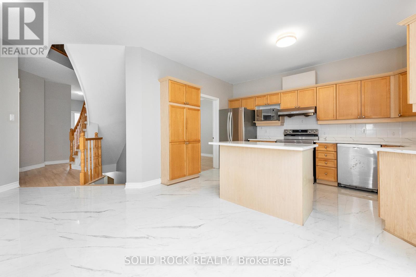 55 GLEESON WAY W - 13