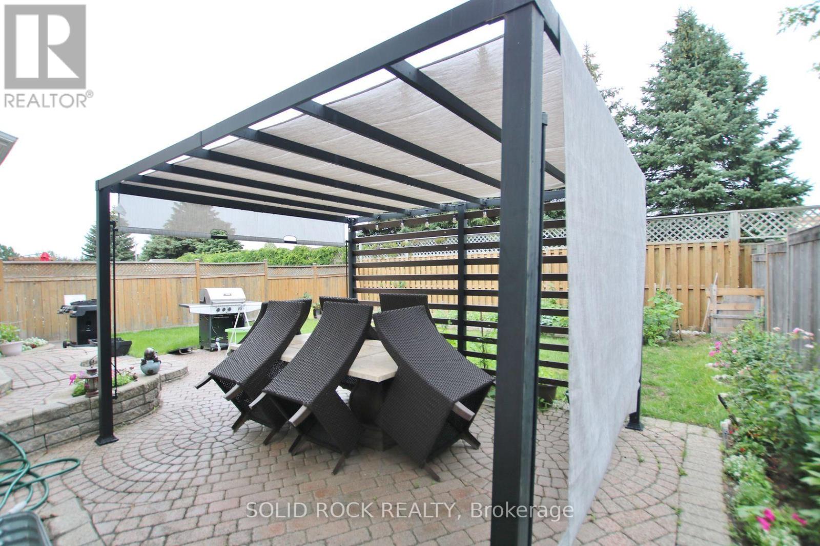 55 GLEESON WAY W - 46