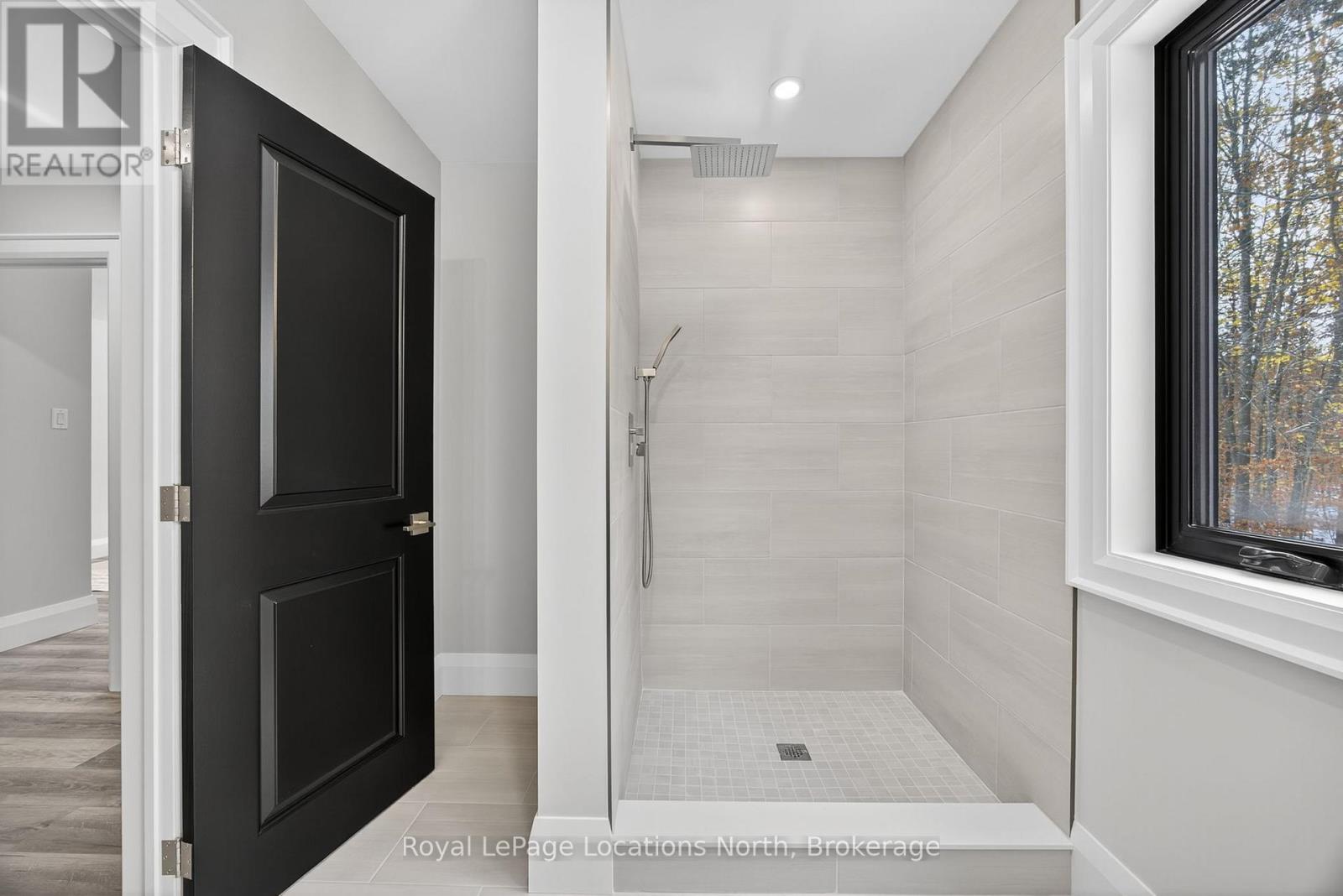 3511 RAINBOW VALLEY ROAD W - 32