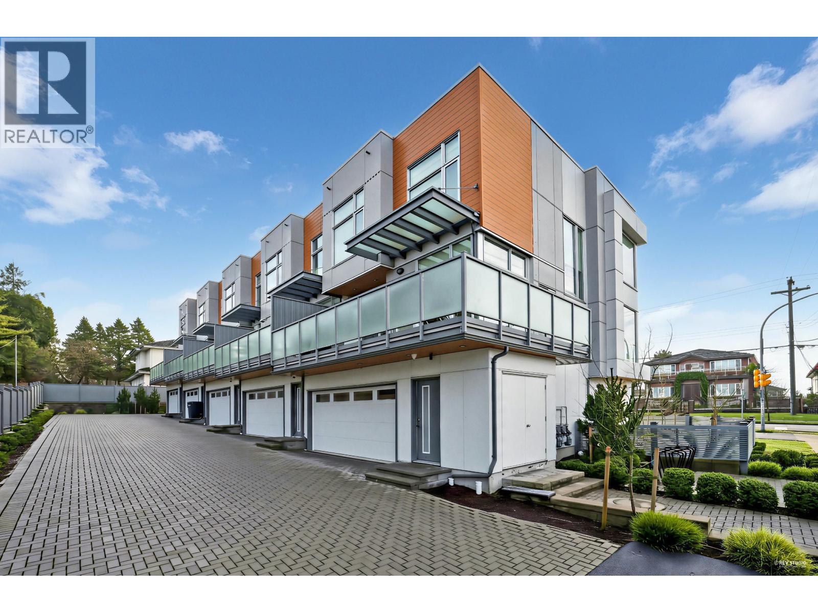 5605 RUMBLE STREET, Burnaby