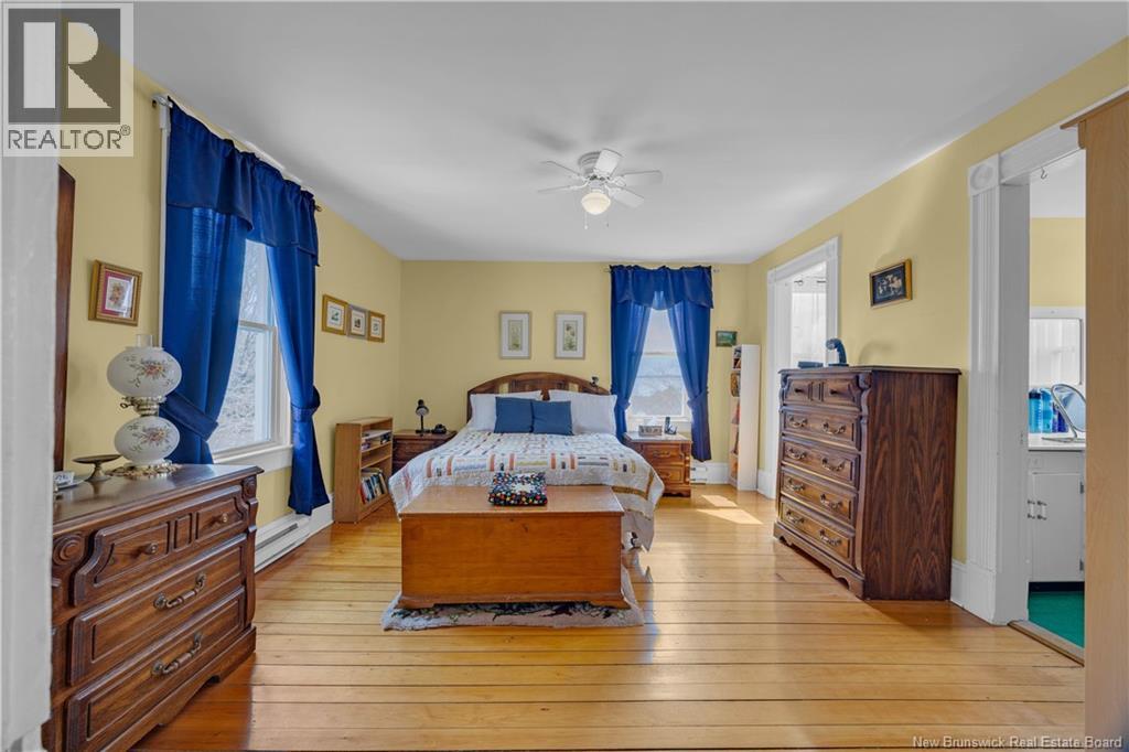 1625 Red Head Road - 24