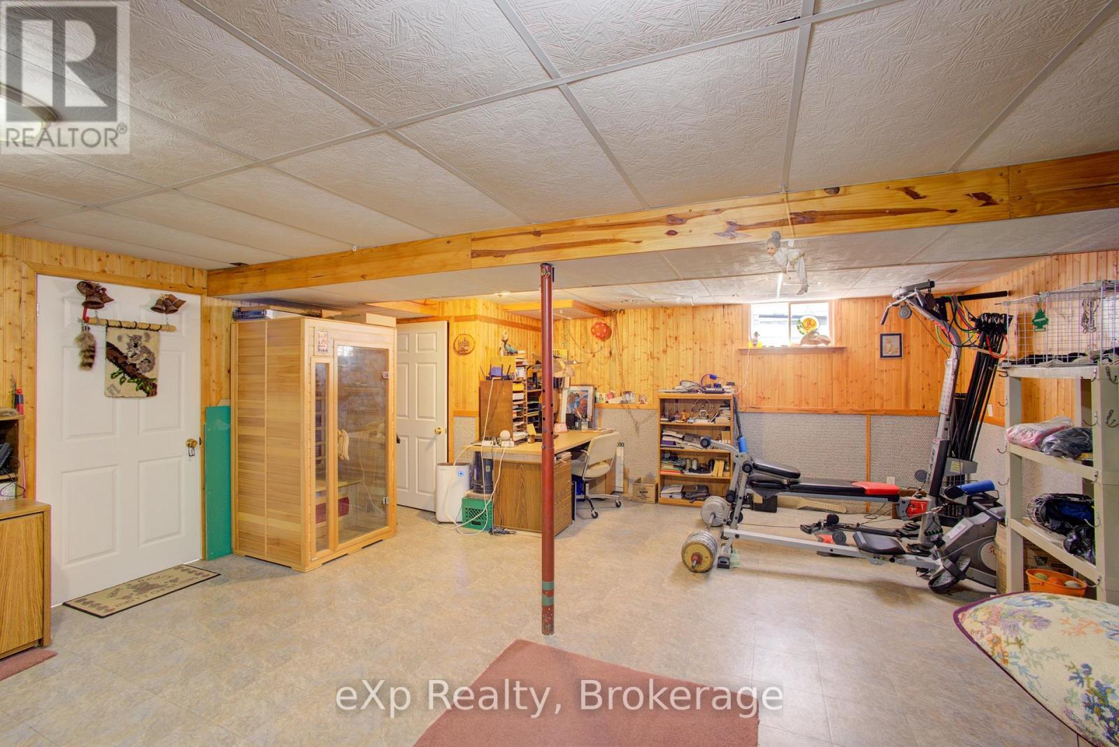 685 RESERVE AVENUE S - 20