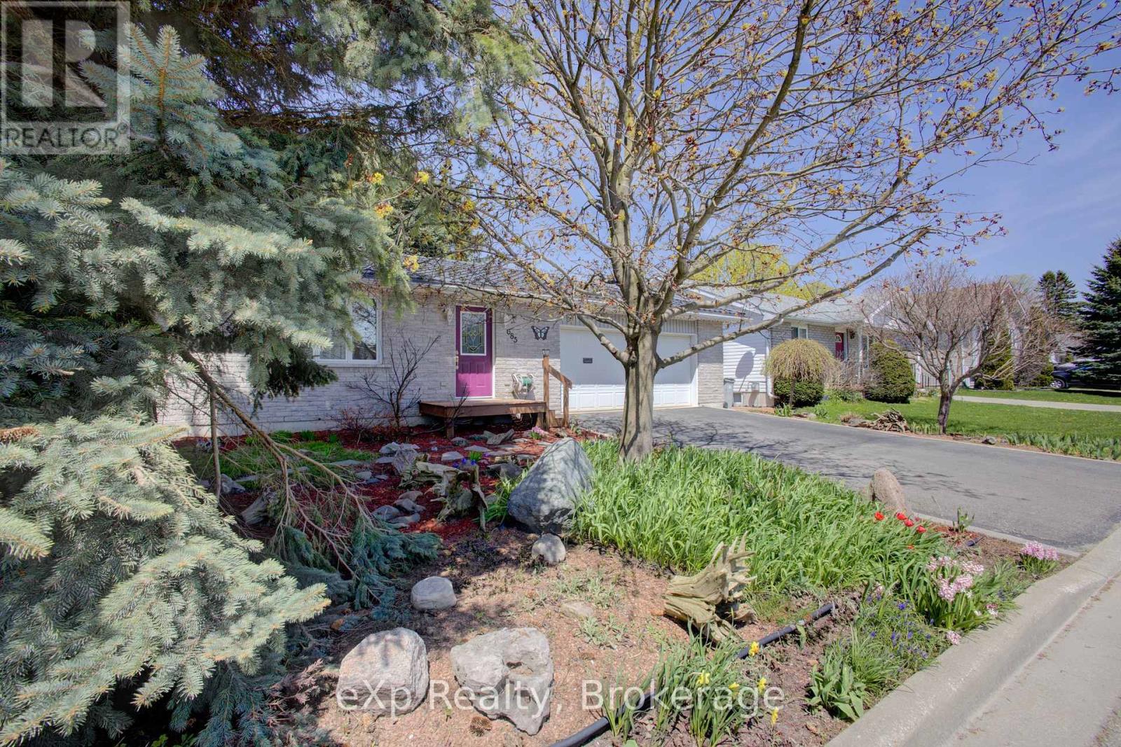 685 RESERVE AVENUE S - 3