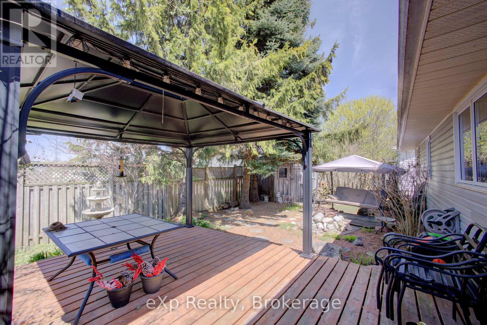 685 RESERVE AVENUE S - 30