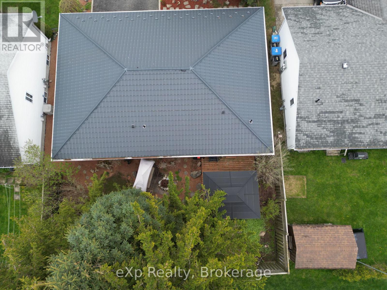685 RESERVE AVENUE S - 31