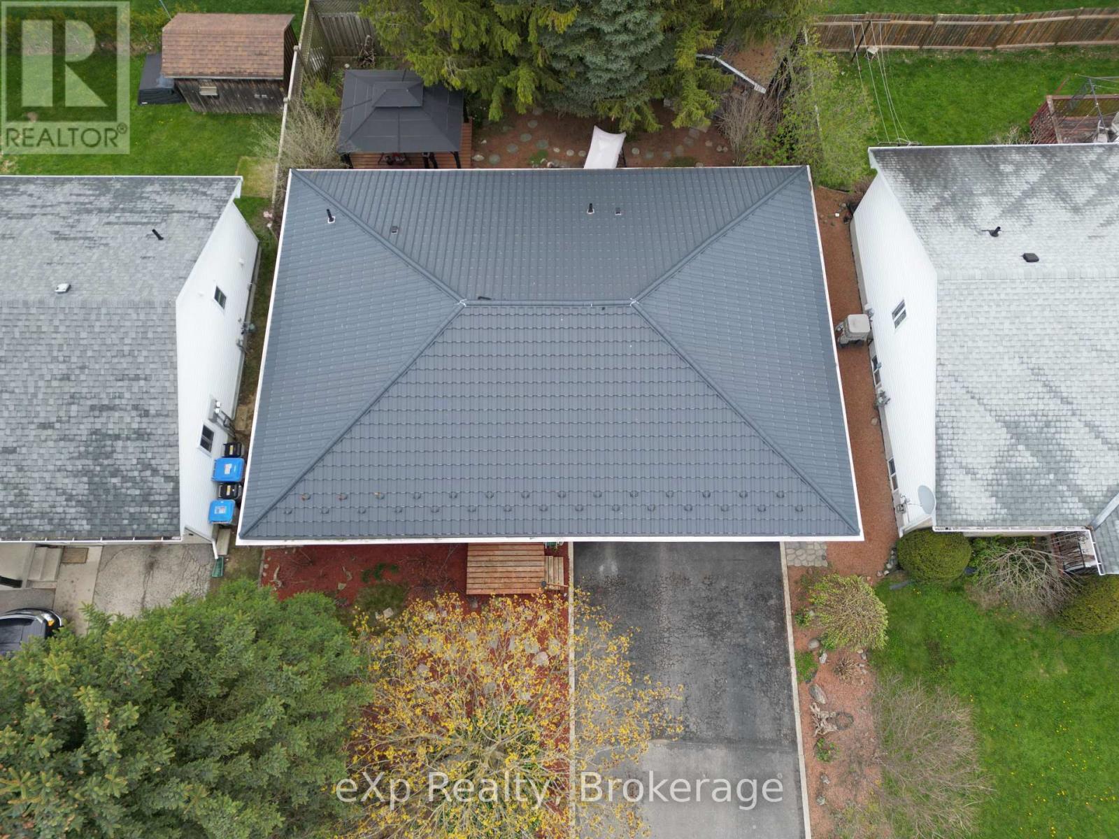 685 RESERVE AVENUE S - 32
