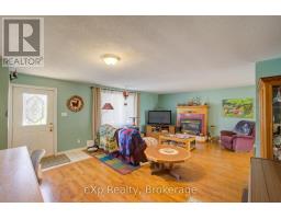Living room - 685 Reserve Avenue S, North Perth, ON N4W2L3 Photo 6