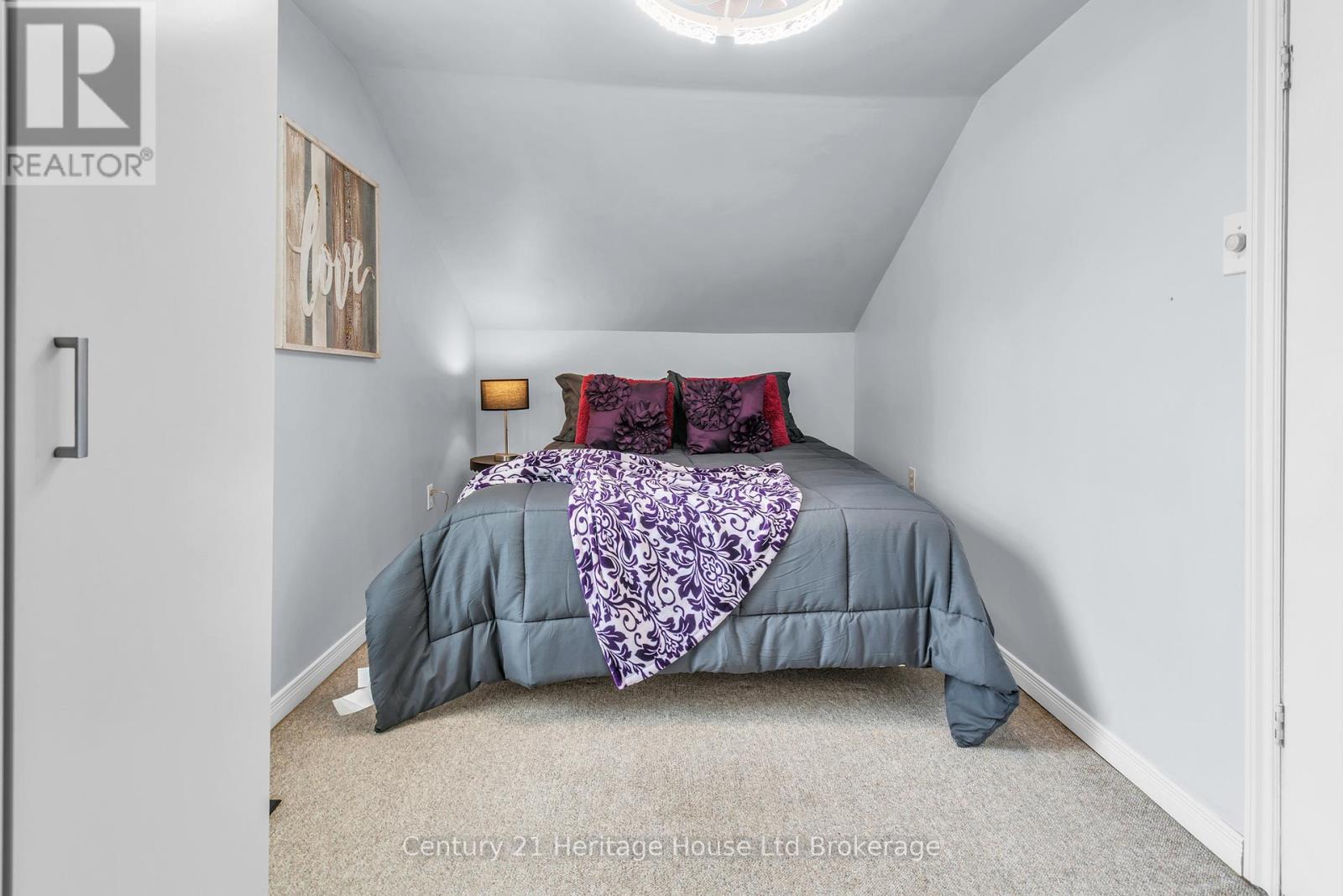 165 CANTERBURY STREET - 18