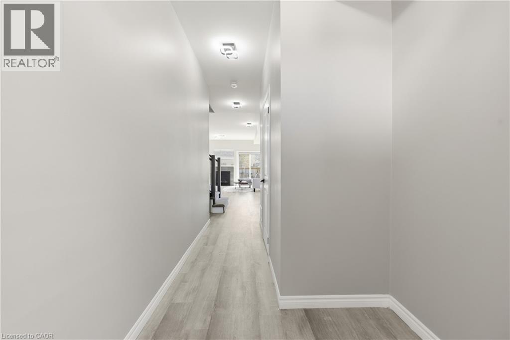 37 DELENA Avenue S, Hamilton, Ontario, L8H1B7 — Photo 7