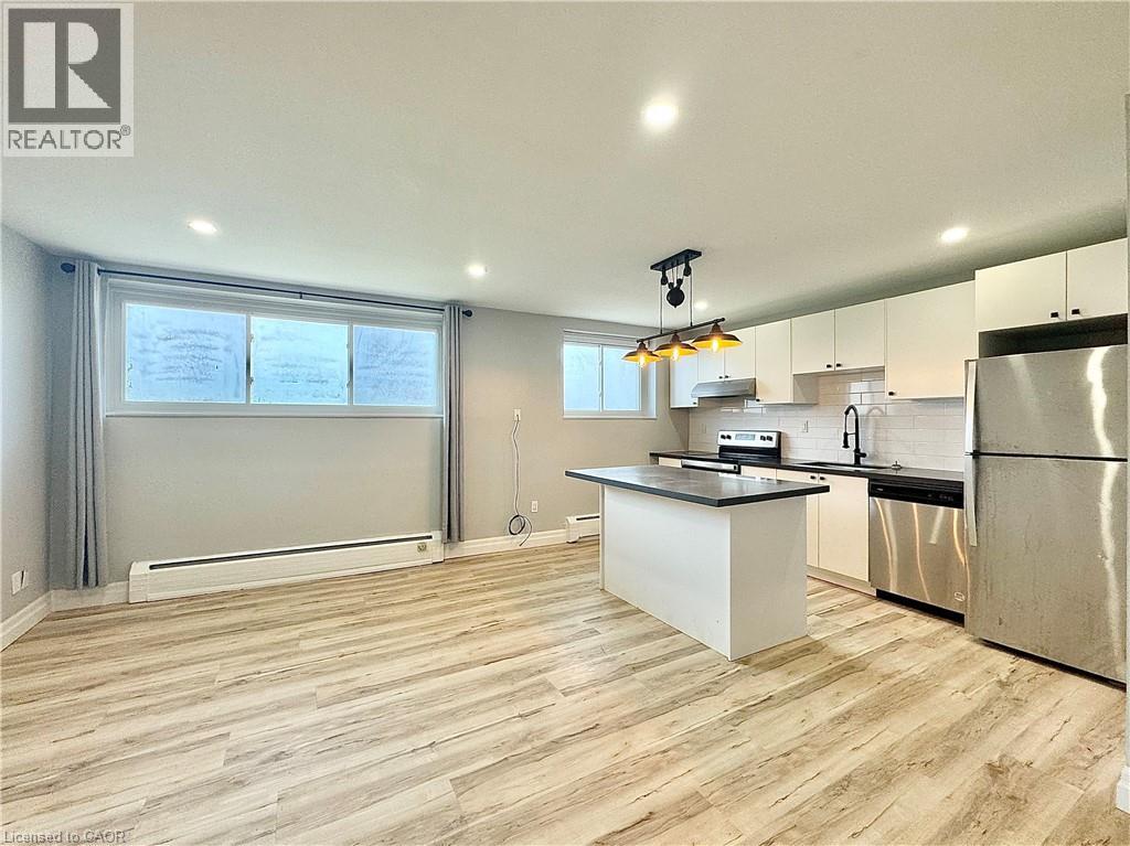 413 HAZEL Street Unit# 104, Waterloo, Ontario, N2L3P7 — Photo 4