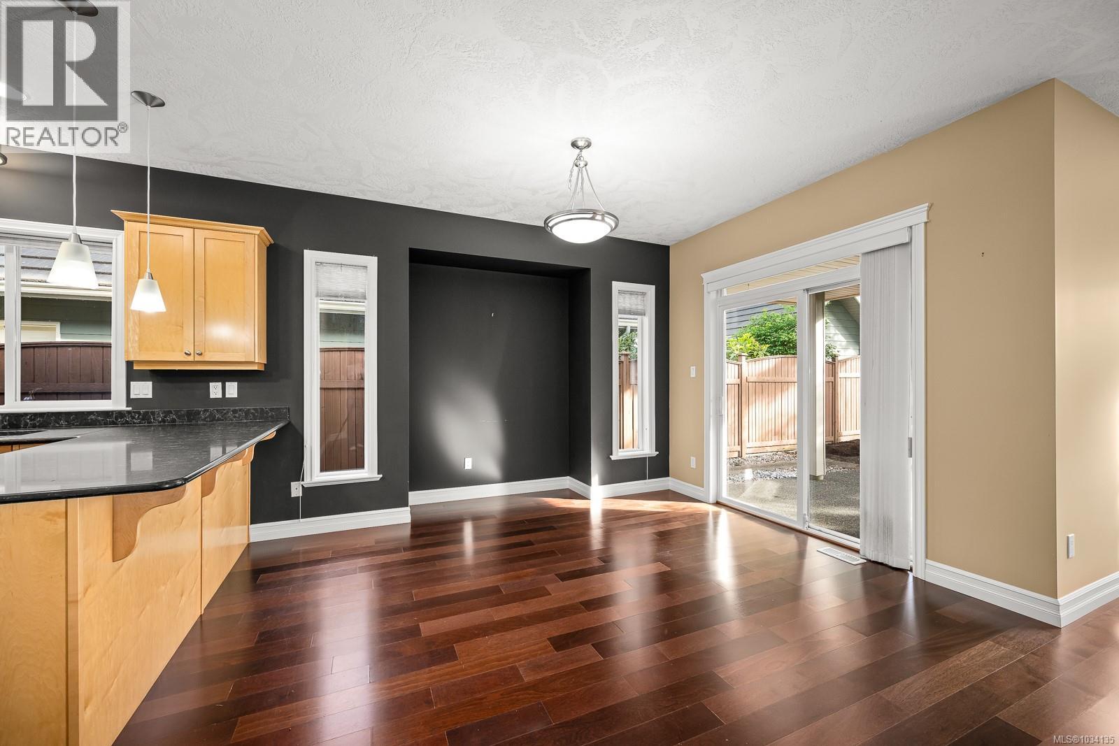 1856 Sussex Dr - 10