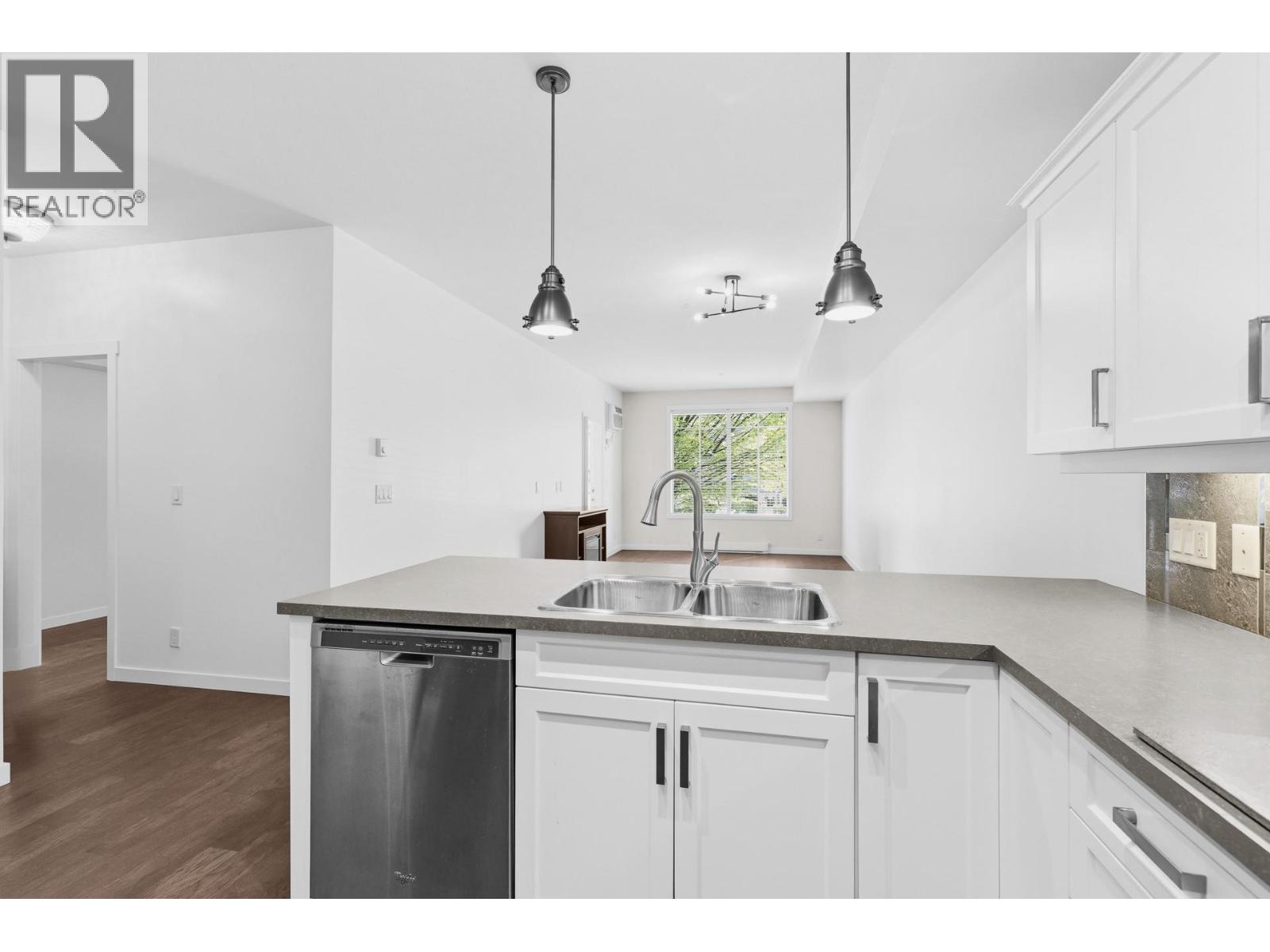 #103 3733 Casorso Road - 5