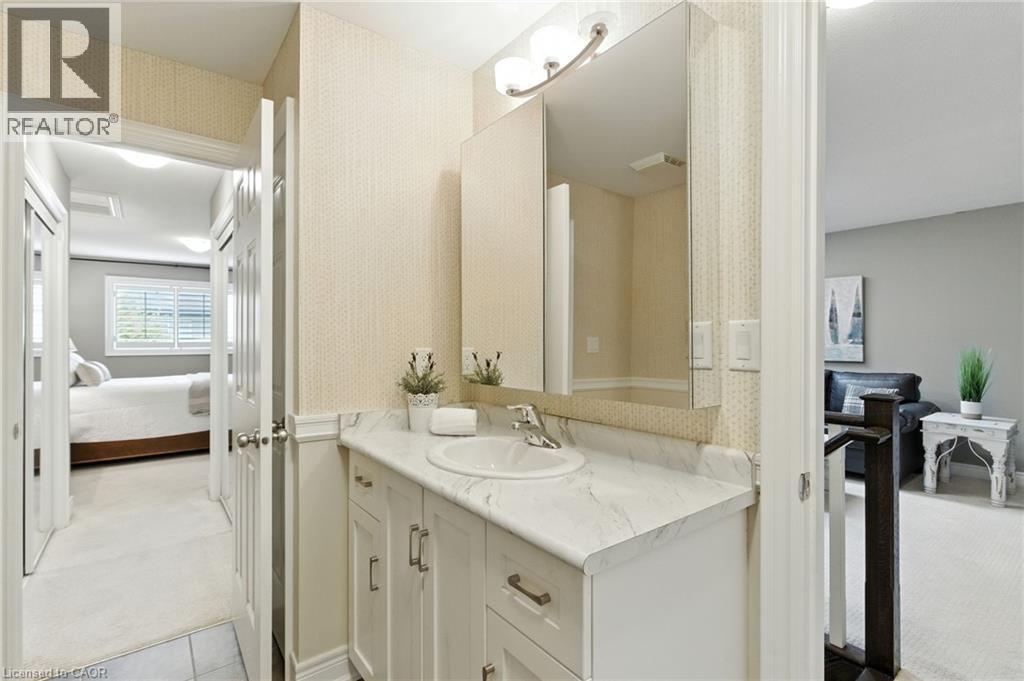 4 BURGUNDY Grove, Ancaster, Ontario, L9K0E7 — Photo 29