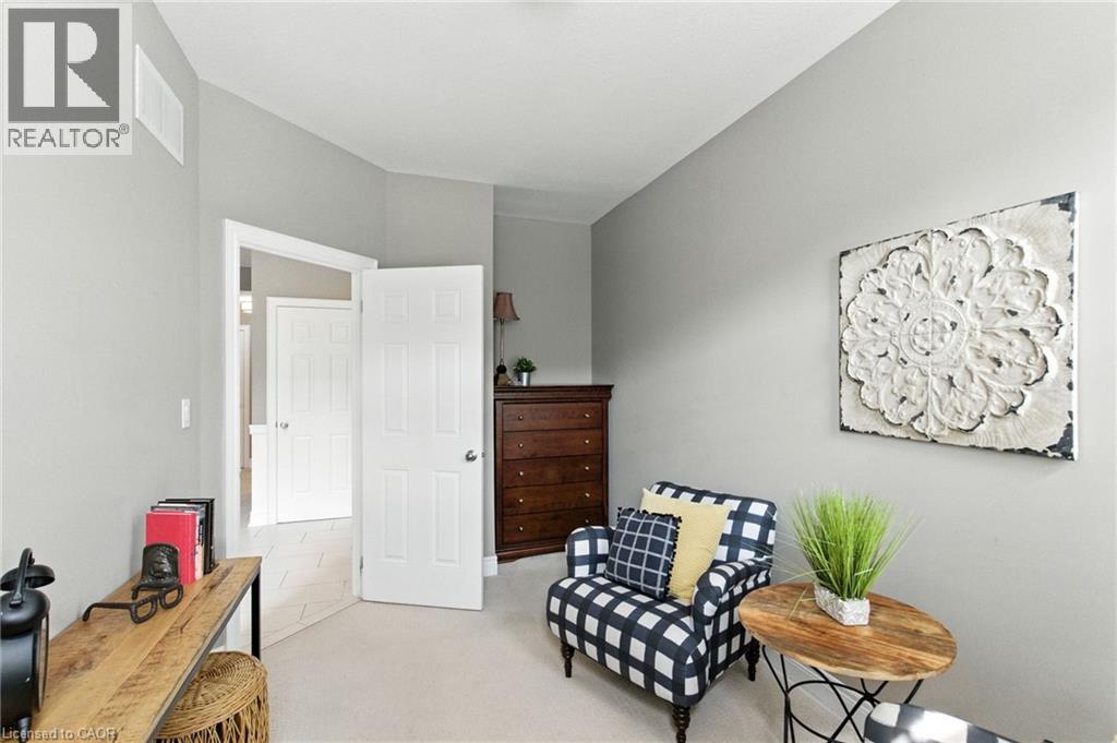 4 BURGUNDY Grove, Ancaster, Ontario, L9K0E7 — Photo 8