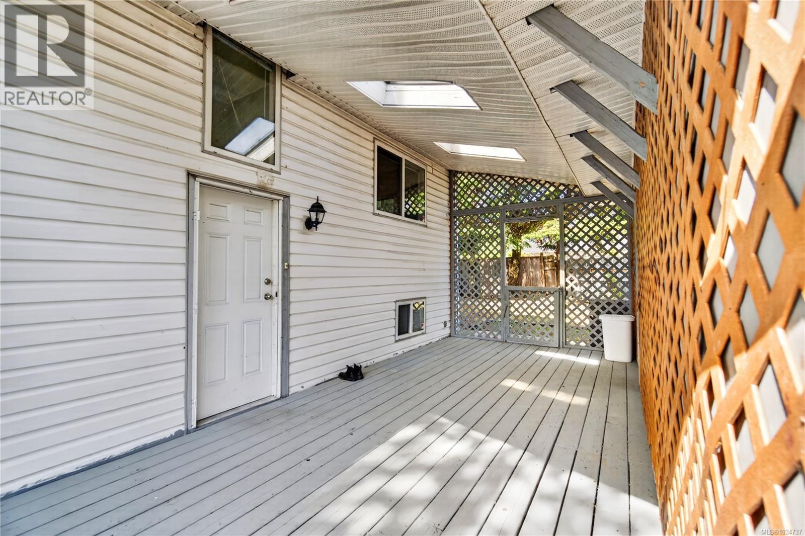 1250 Townsite Rd - 53