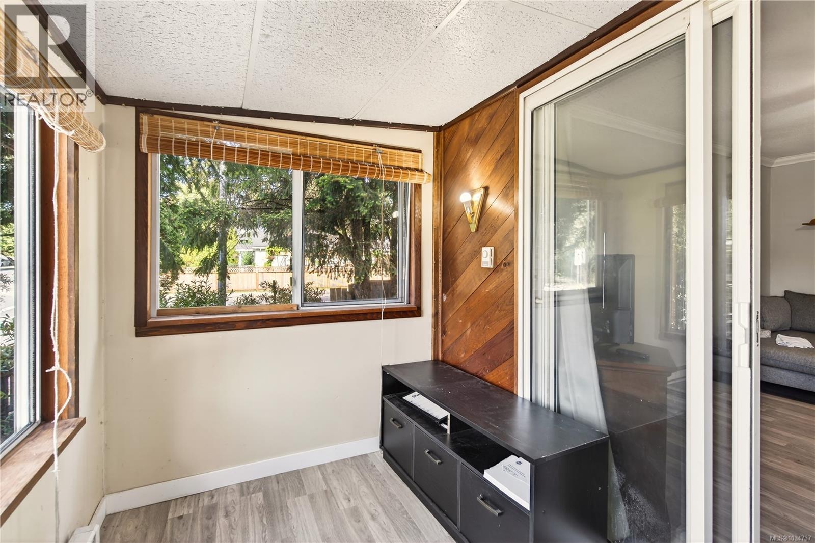 1250 Townsite Rd - 7