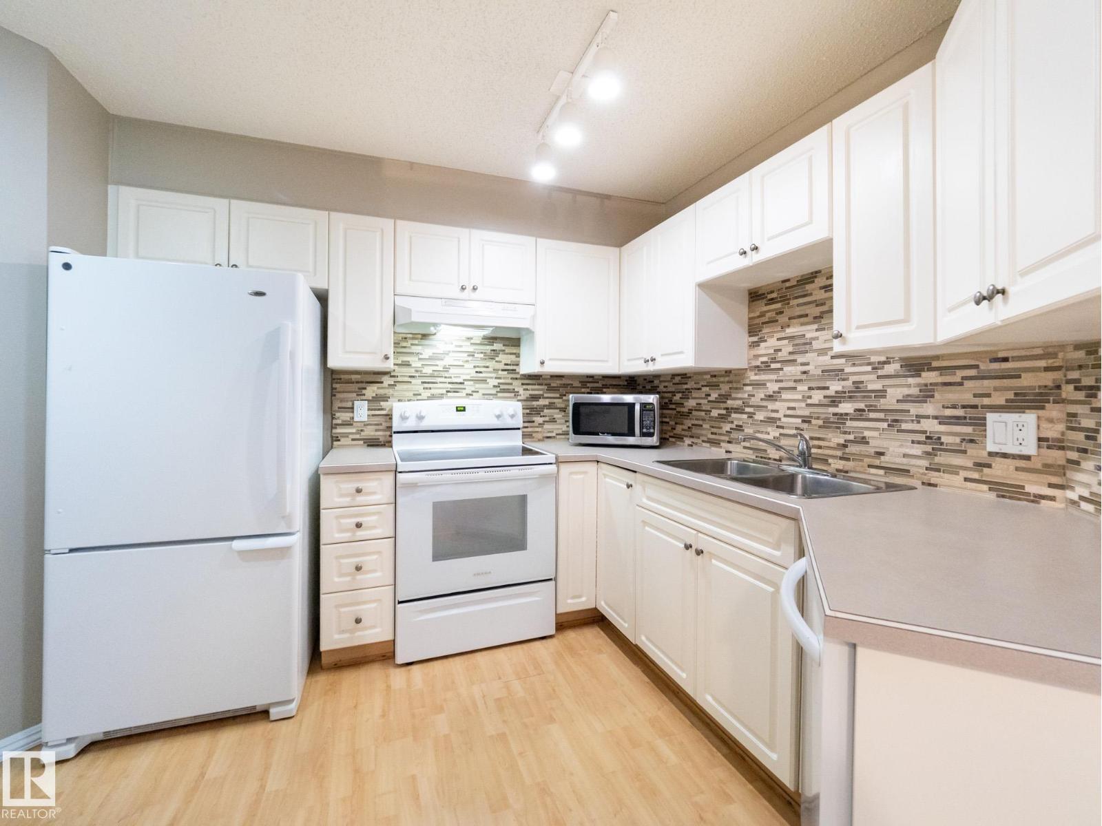 #205 11716 100 AV NW - Image 3