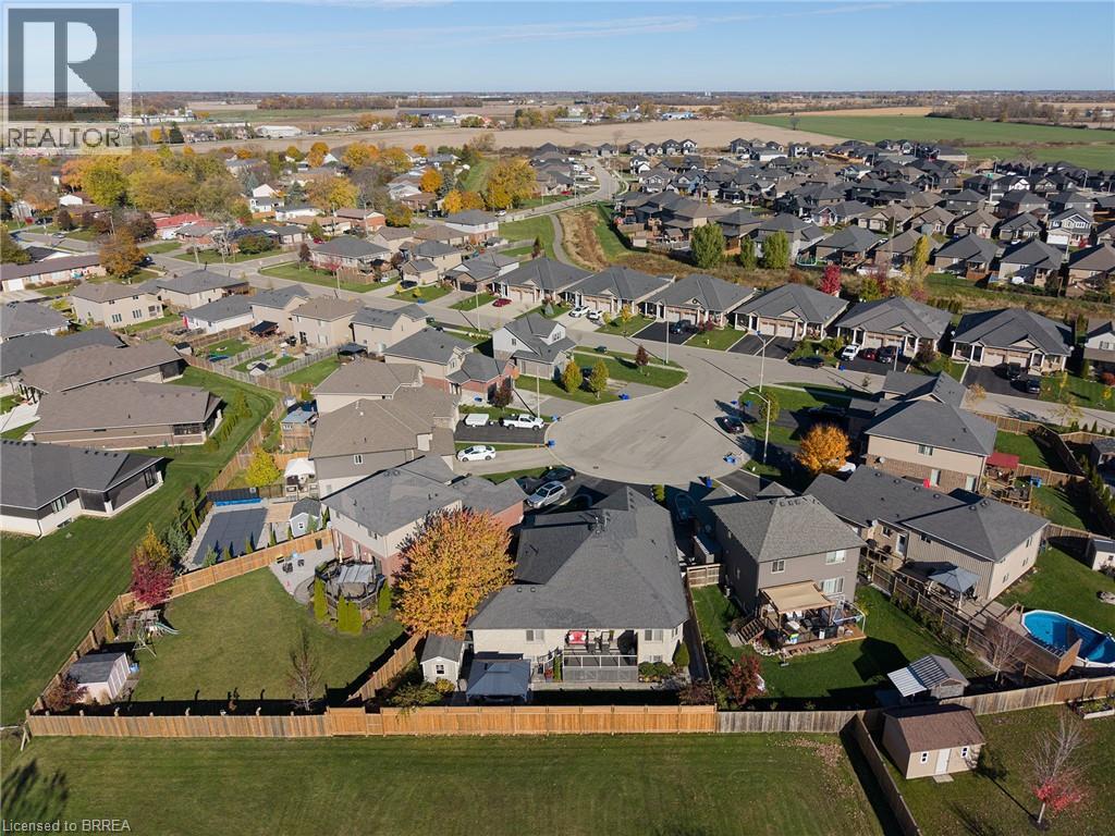 9 DAVEY Court - 43