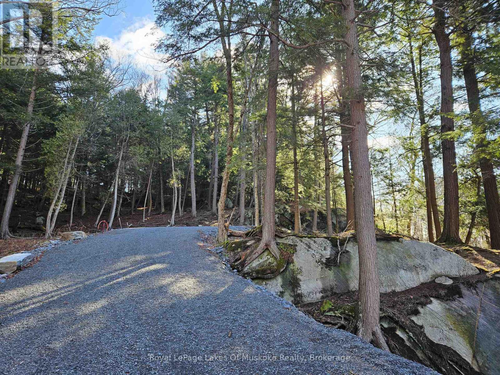 29 THORBURN LANE