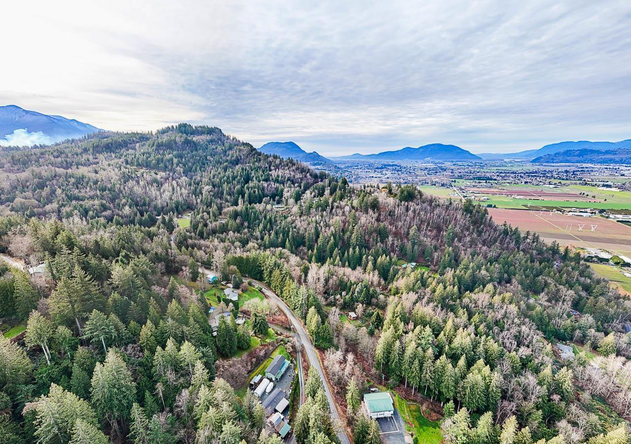 6183 RYDER LAKE ROAD, Ryder Lake, Chilliwack