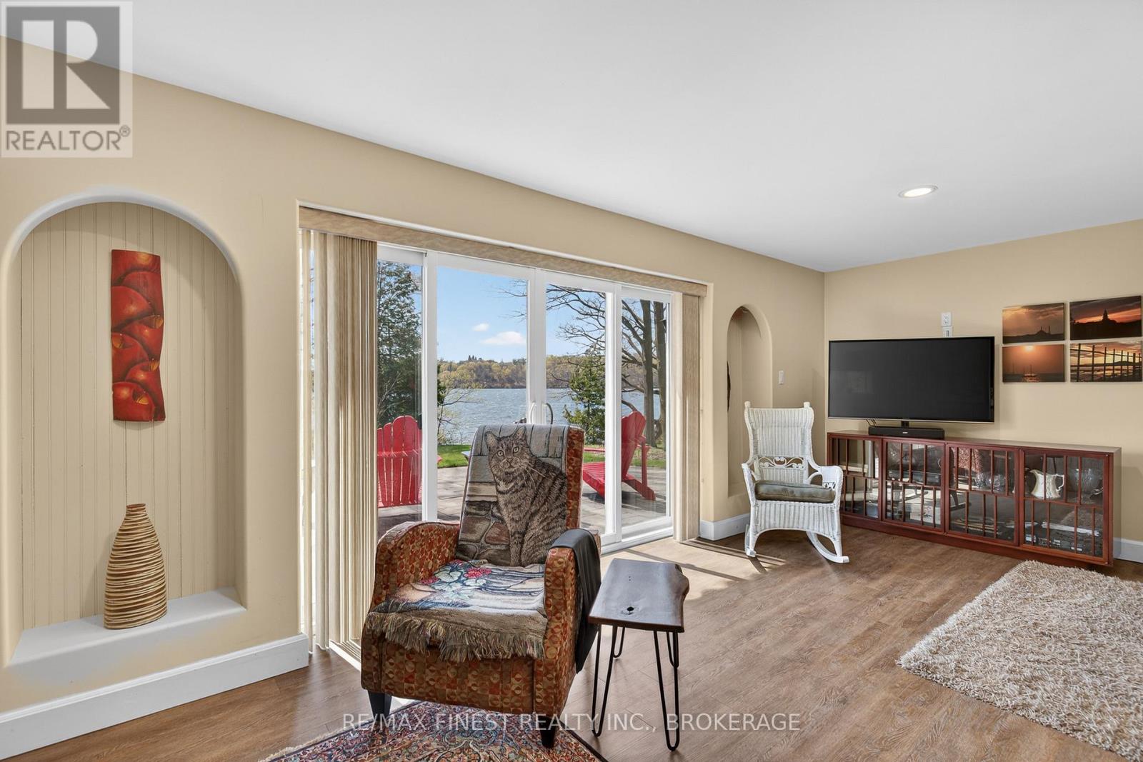 79 HICKORY LANE - 21