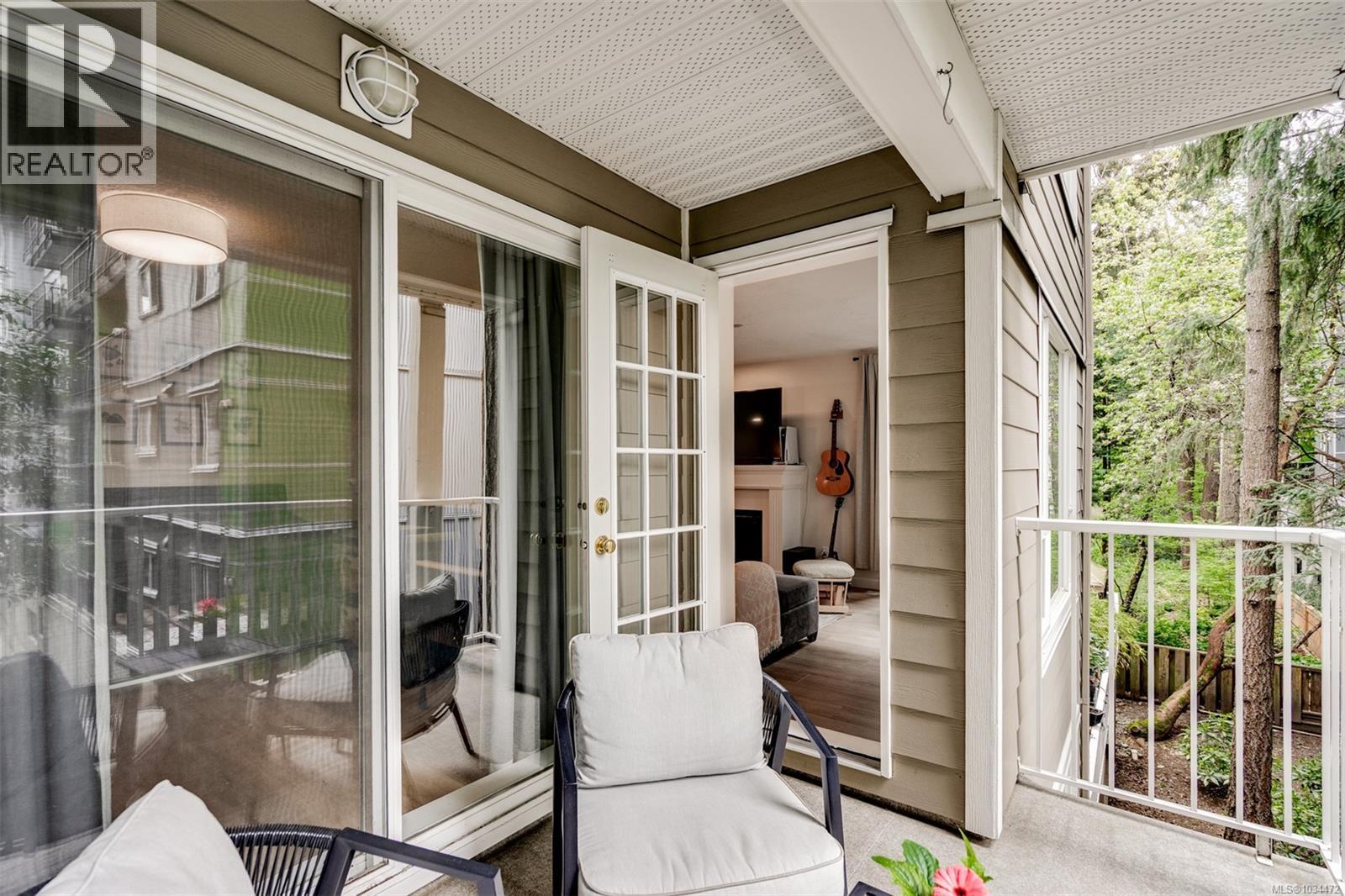 #206 893 Hockley Ave - 24