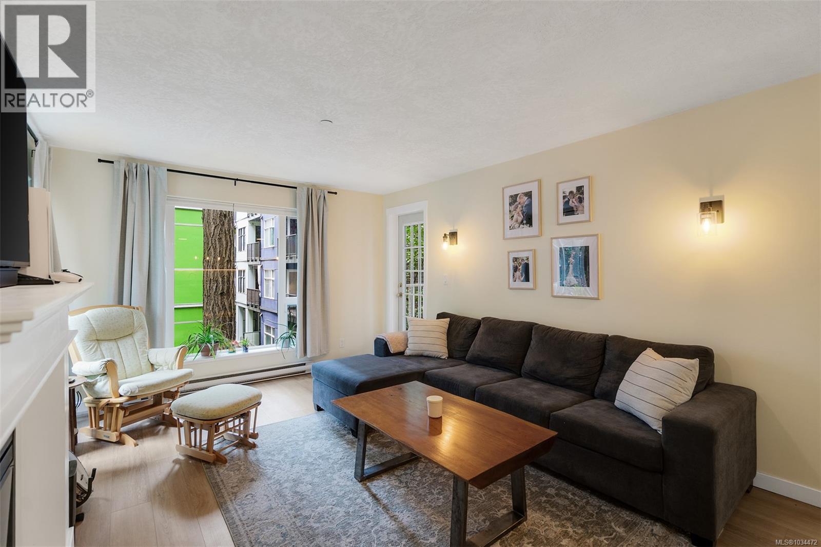 #206 893 Hockley Ave - 12
